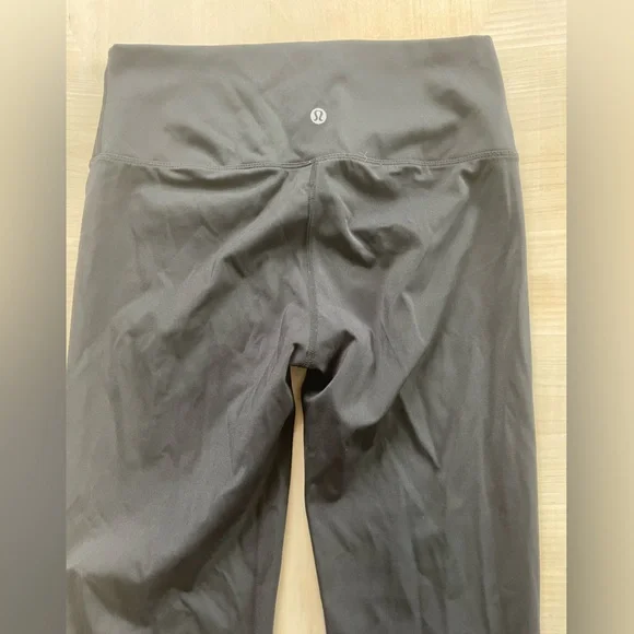 Lululemon Athletica Size 10 Black Capri Legging Bundle Size 10 - Picture 12 of 12